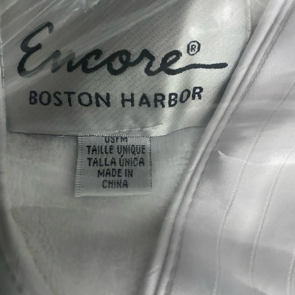 BathRobe Signature Spa Plush Soft White Kimono Luxury Unisex one size - Picture 4 of 7